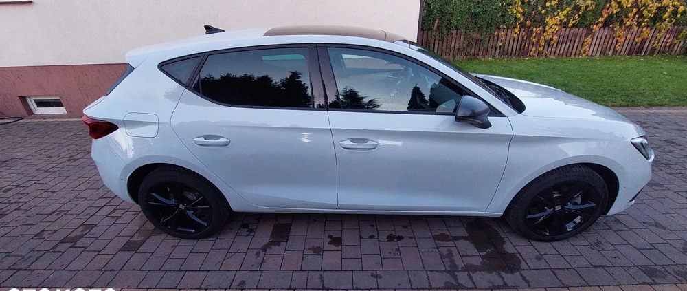 Seat Leon cena 106000 przebieg: 21000, rok produkcji 2020 z Grudziądz małe 191